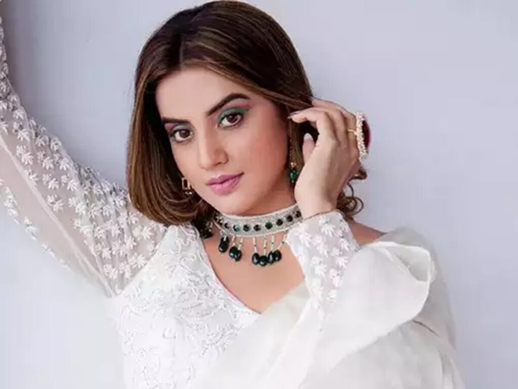 Bhojpuri Actress Movie Fees - BhojpuriTrend